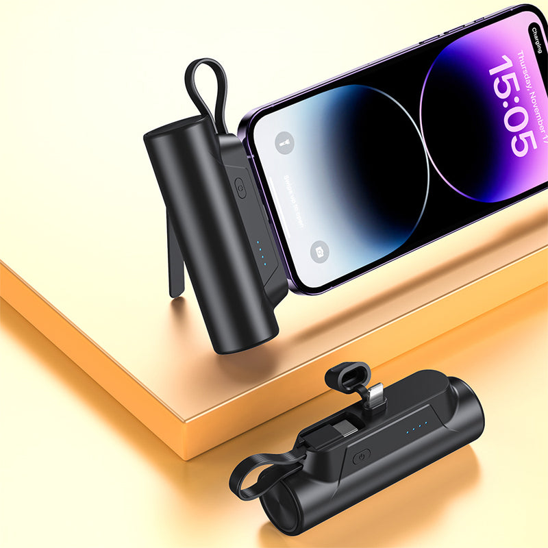 PocketVolt Duo™ – Powerbank med indbygget kabel og LED-lygte